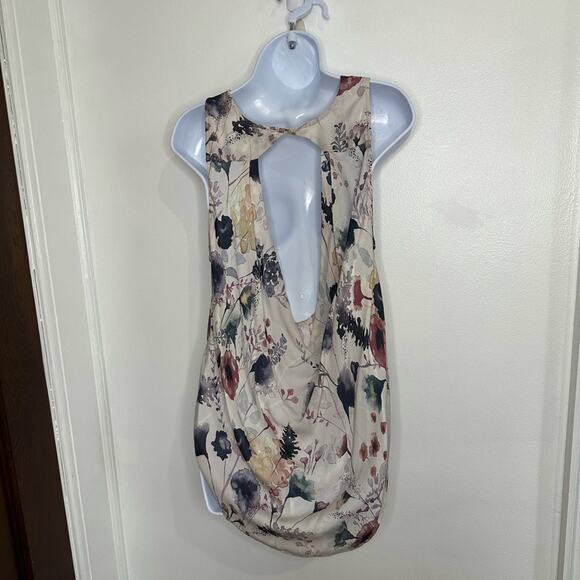 Haute Hippie 100% Silk Blouse, Open Back,  Small - Picture 8 of 12